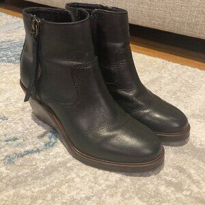 Clarks Ankle Boots with Decorative Zipper Pull